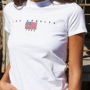 Brandy Melville Los Angeles Cropped t-shirt
